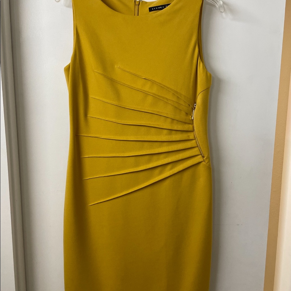 Ivanka Trump- Sunburst Pleated Dress - Mustard Yellow - Dress Size 8. Like New.